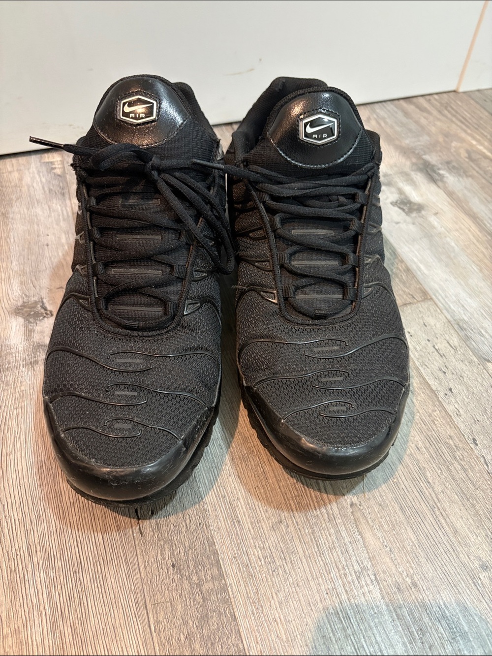 Nike Black Men's Air Max-Style Mesh Sneakers